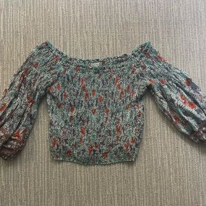 Poupette St Barth crop top with puff sleeves. Size S/M